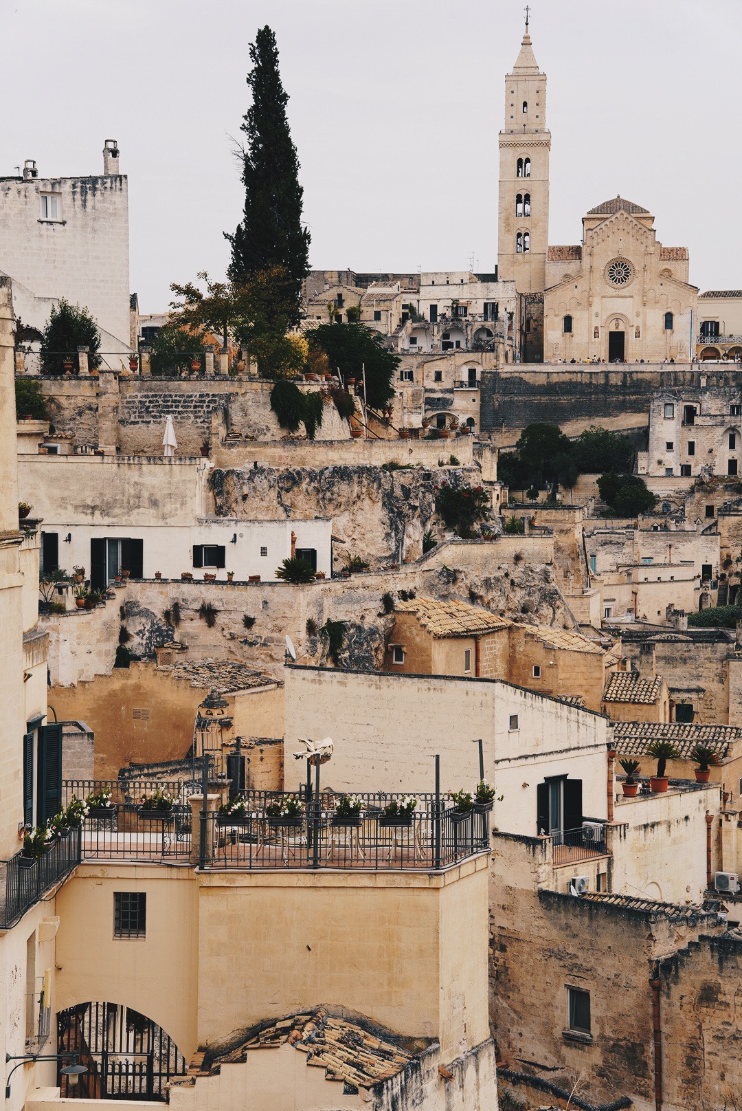 Sassi di Matera, widok na kamienne miasto, Puglia