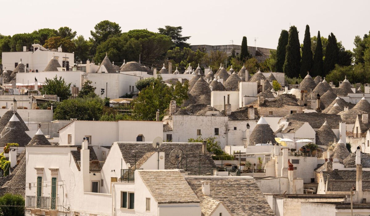 Punkt widokowy w Alberobello - Taras przy kościele Santa Lucia