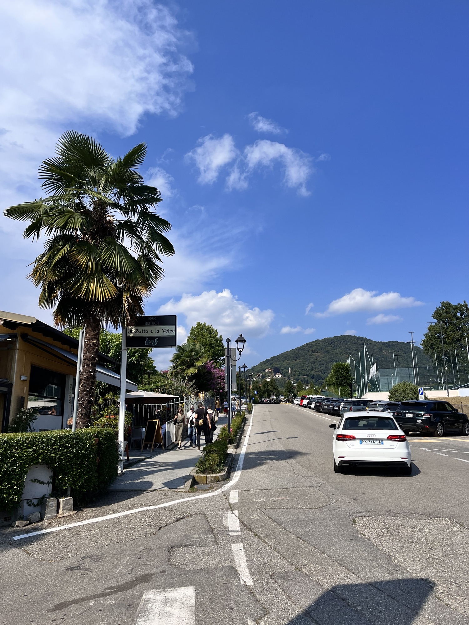 Orta San Giulio, droga w stronę parkingu