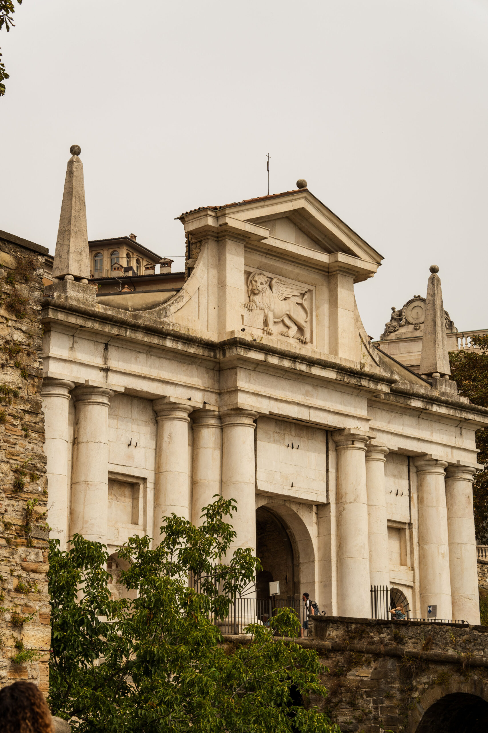 Porta San Giacomo, brama prowadząca do Città Alta w Bergamo