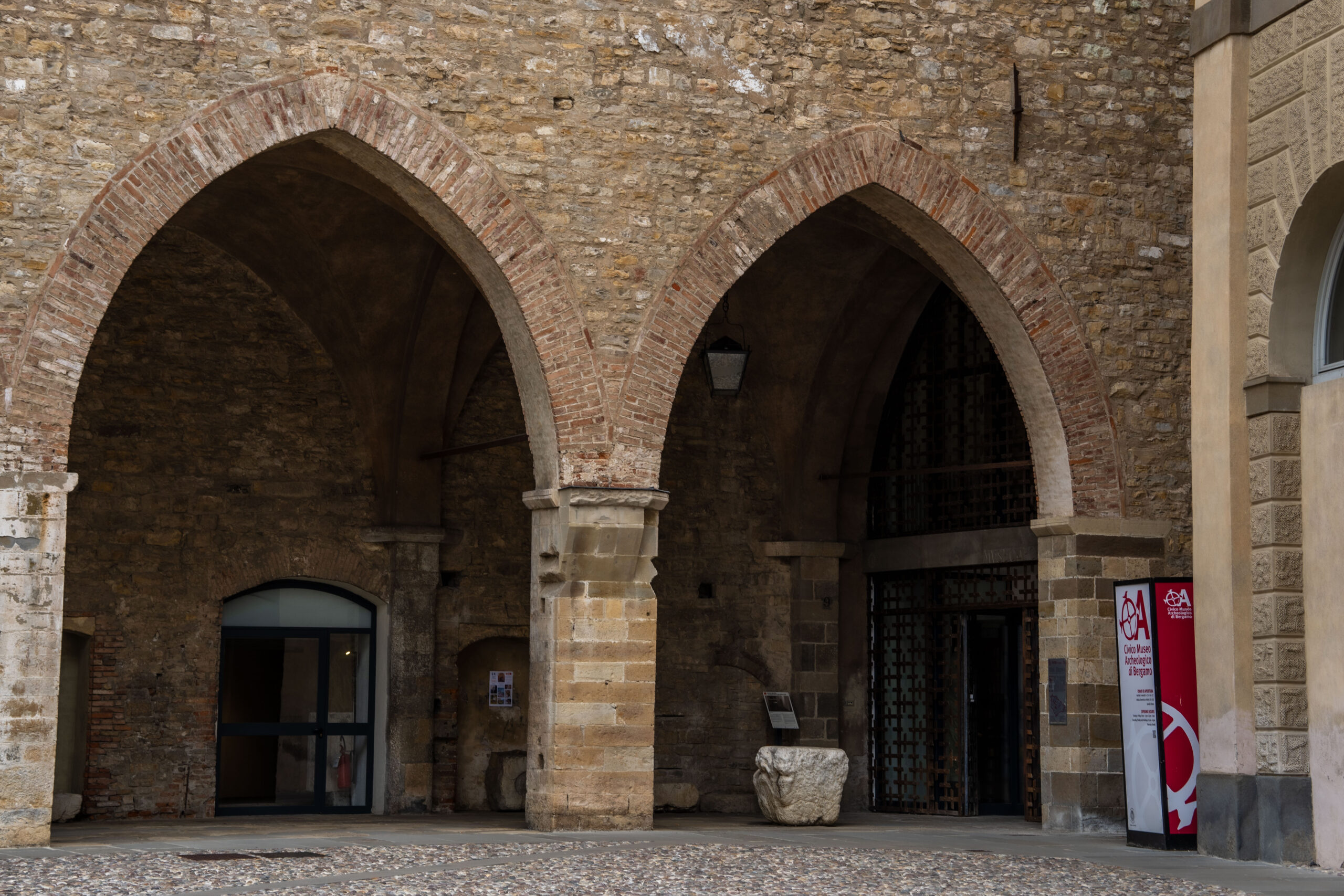 Budynek Civic Archaeological Museum, Piazza della Cittadella, Bergamo