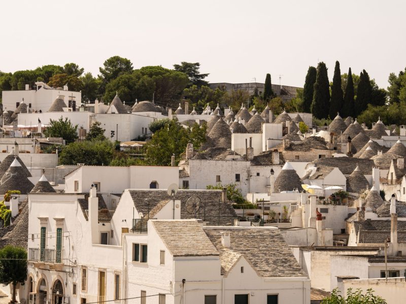 Punkt widokowy w Alberobello - Taras przy kościele Santa Lucia
